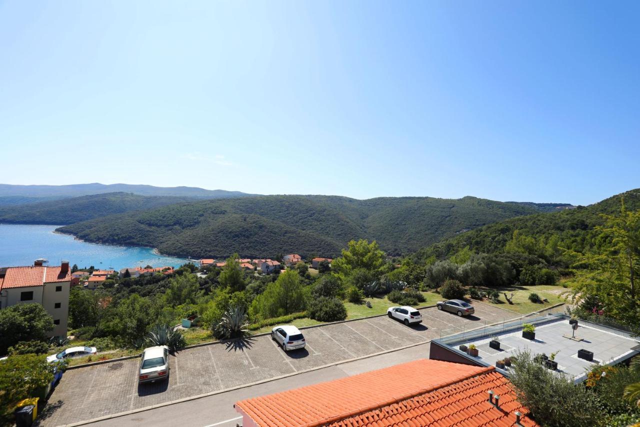 Greenhouse Family Apartments Rabac Exterior photo