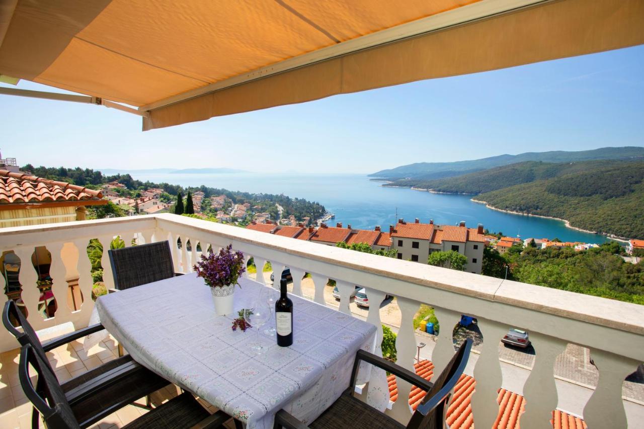 Greenhouse Family Apartments Rabac Exterior photo